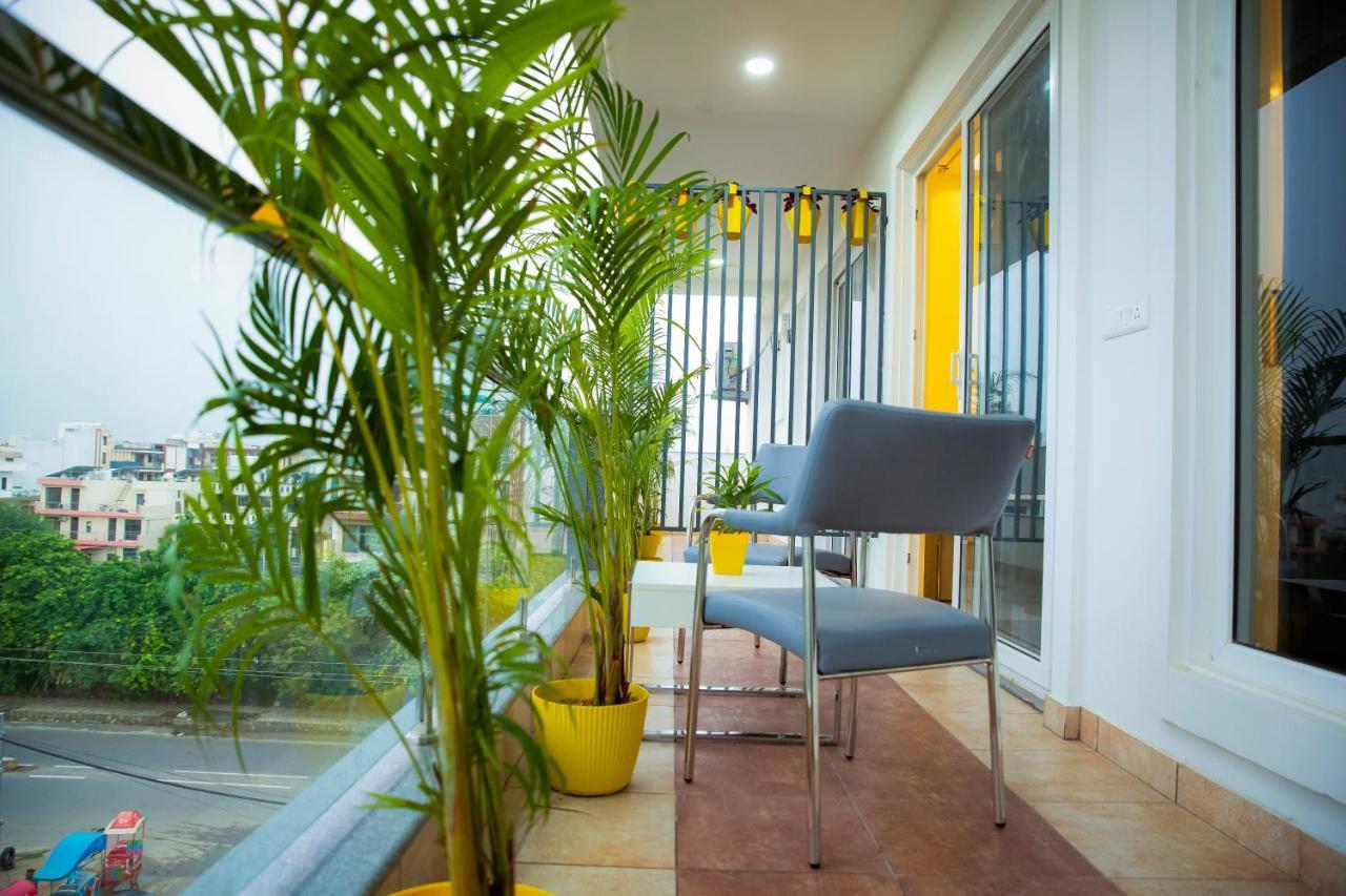 Lime Tree Luxury Studio - Service Apartment Near Artemis Hospital ,Gurgaon Bagian luar foto