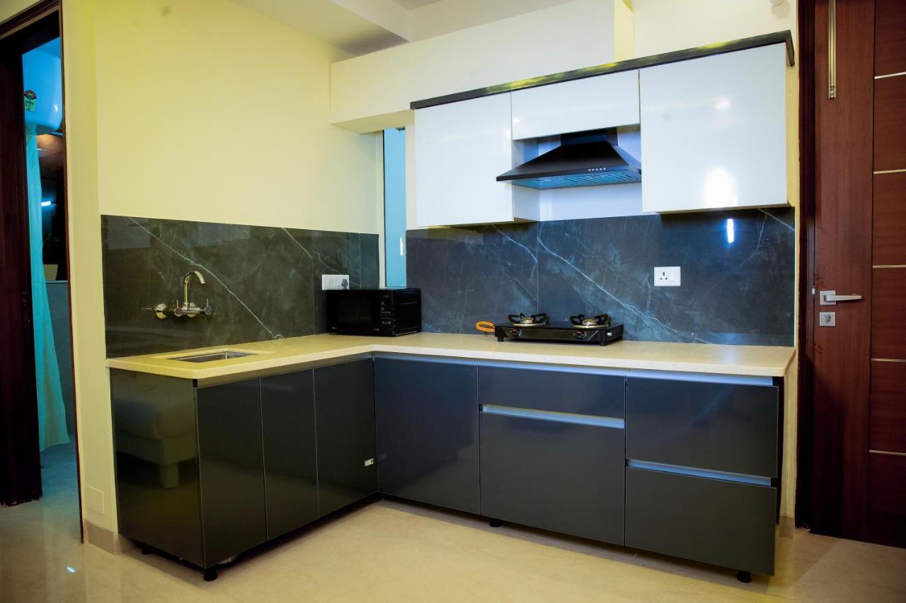 Lime Tree Luxury Studio - Service Apartment Near Artemis Hospital ,Gurgaon Bagian luar foto