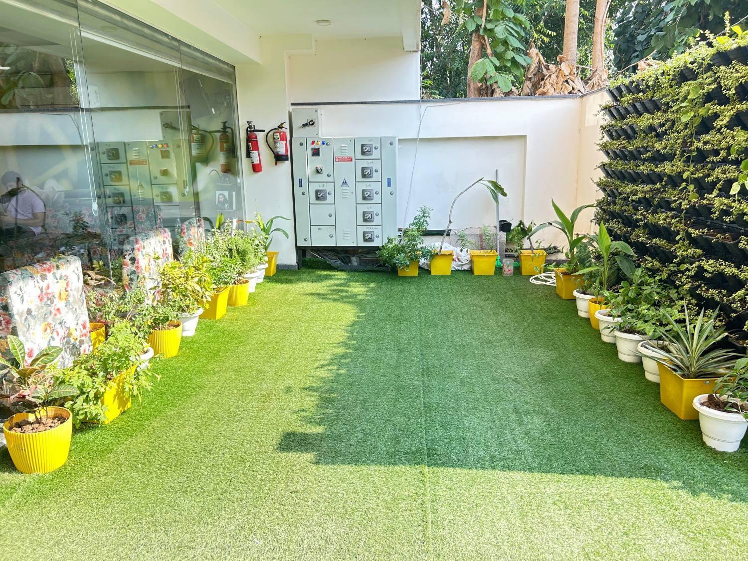 Lime Tree Luxury Studio - Service Apartment Near Artemis Hospital ,Gurgaon Bagian luar foto